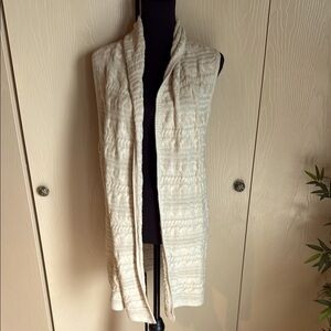 Women's Cream Knit Sleeveless Cardigan